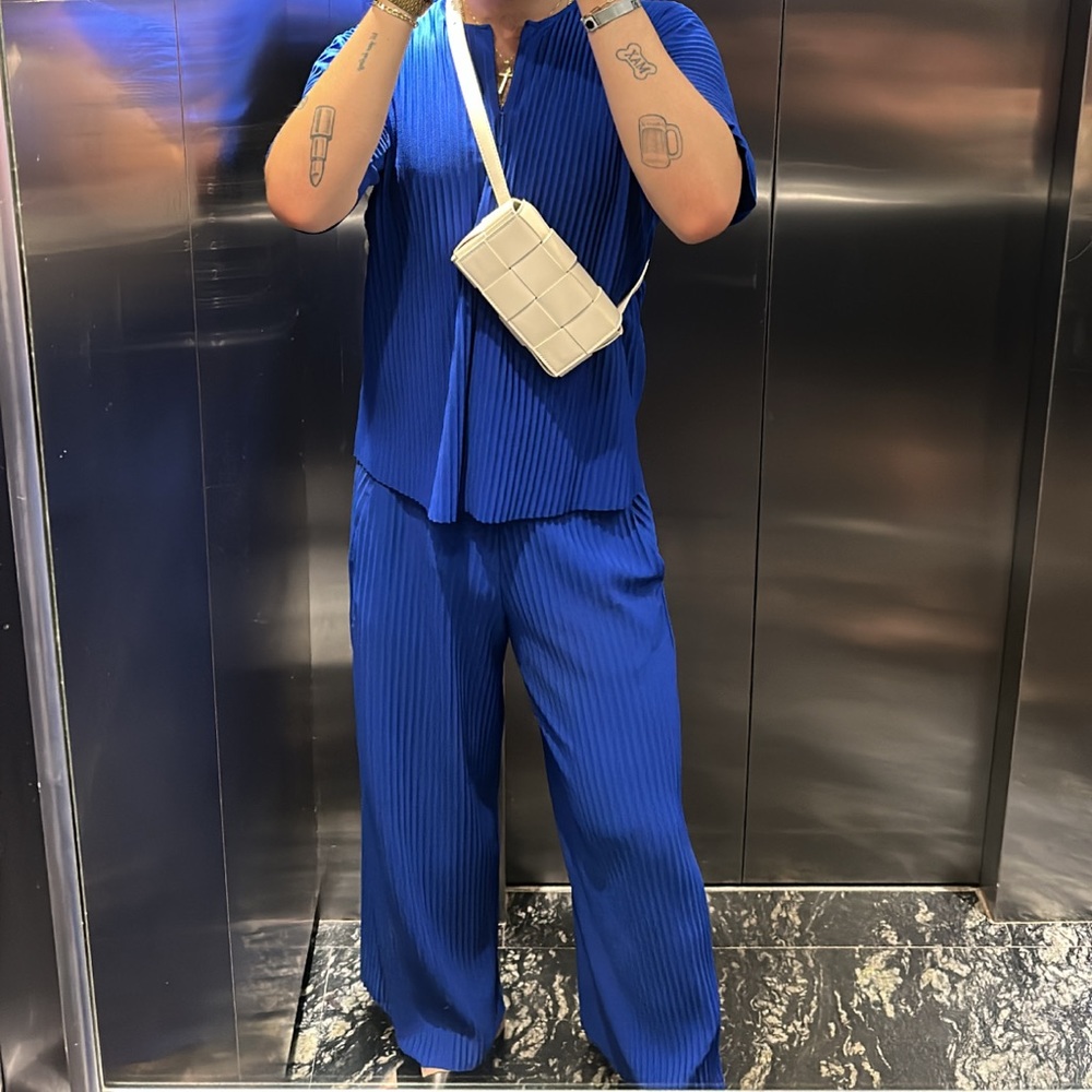 COS Pleated Set: Top size M, Pants size S (fit size M/L)